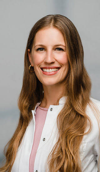 Dr. Anne Latz